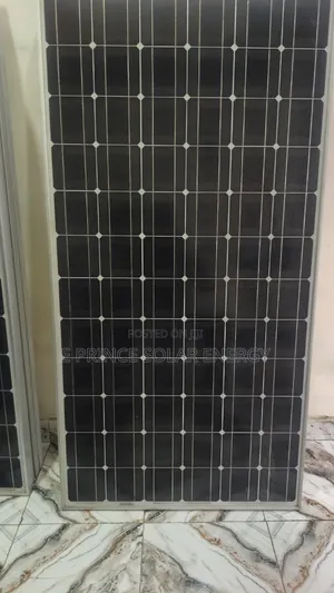 300 Watts Canadians Solar Panel Mono
