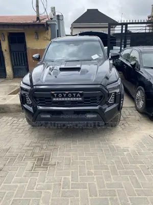 Toyota Tacoma 2025 Black