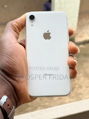 Apple iPhone XR 64 GB White