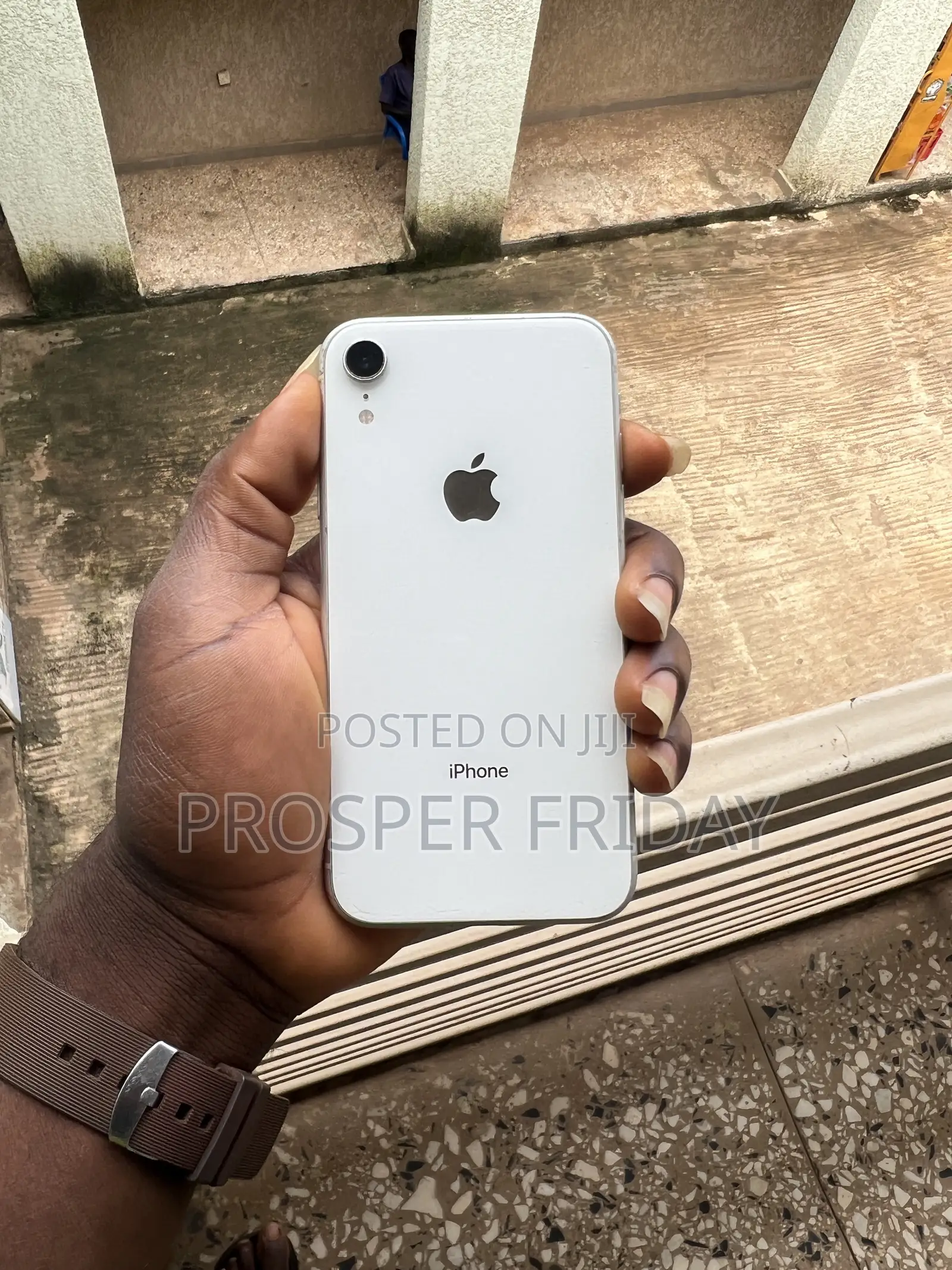 Apple iPhone XR 64 GB White