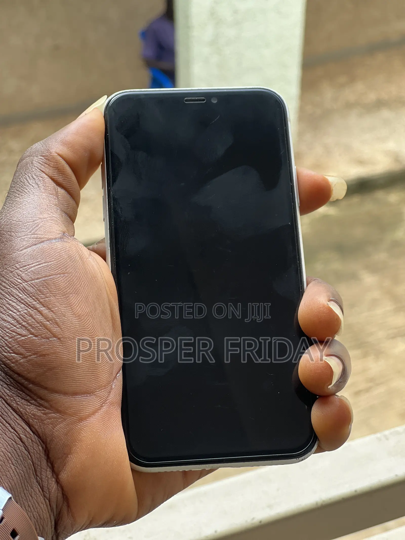 Apple iPhone XR 64 GB White