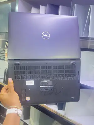 Laptop Dell Latitude 5500 8GB Intel Core i5 SSD 256GB