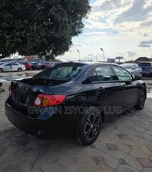 Toyota Corolla LE 4dr Sedan (1.8L 4cyl 4A) 2010 Black