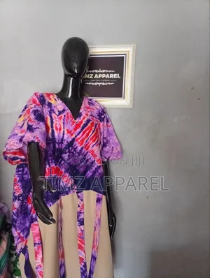 Beautiful Ankara Short Gown With Side Pockets