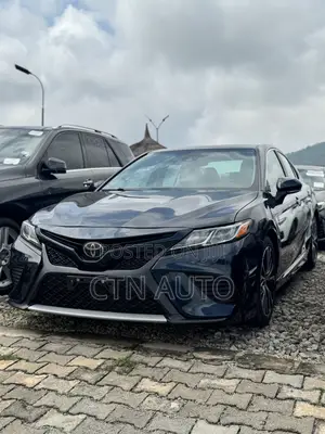 Toyota Camry 2018 Black