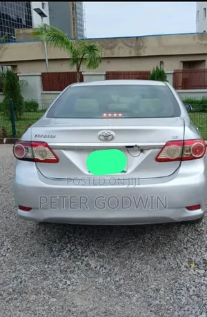Toyota Corolla 2013 Silver