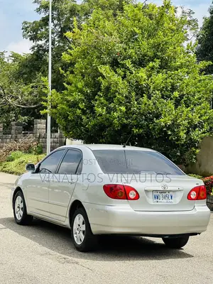 Toyota Corolla 2004 Silver