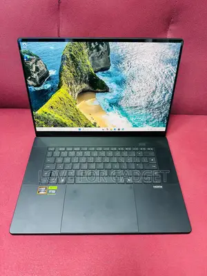 Laptop Asus ProArt P16 64GB AMD Ryzen 9 SSD 4T
