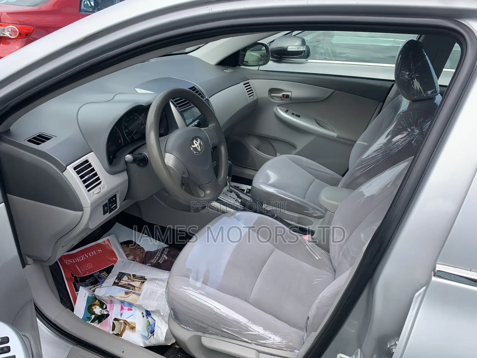 Toyota Corolla 2010 Silver