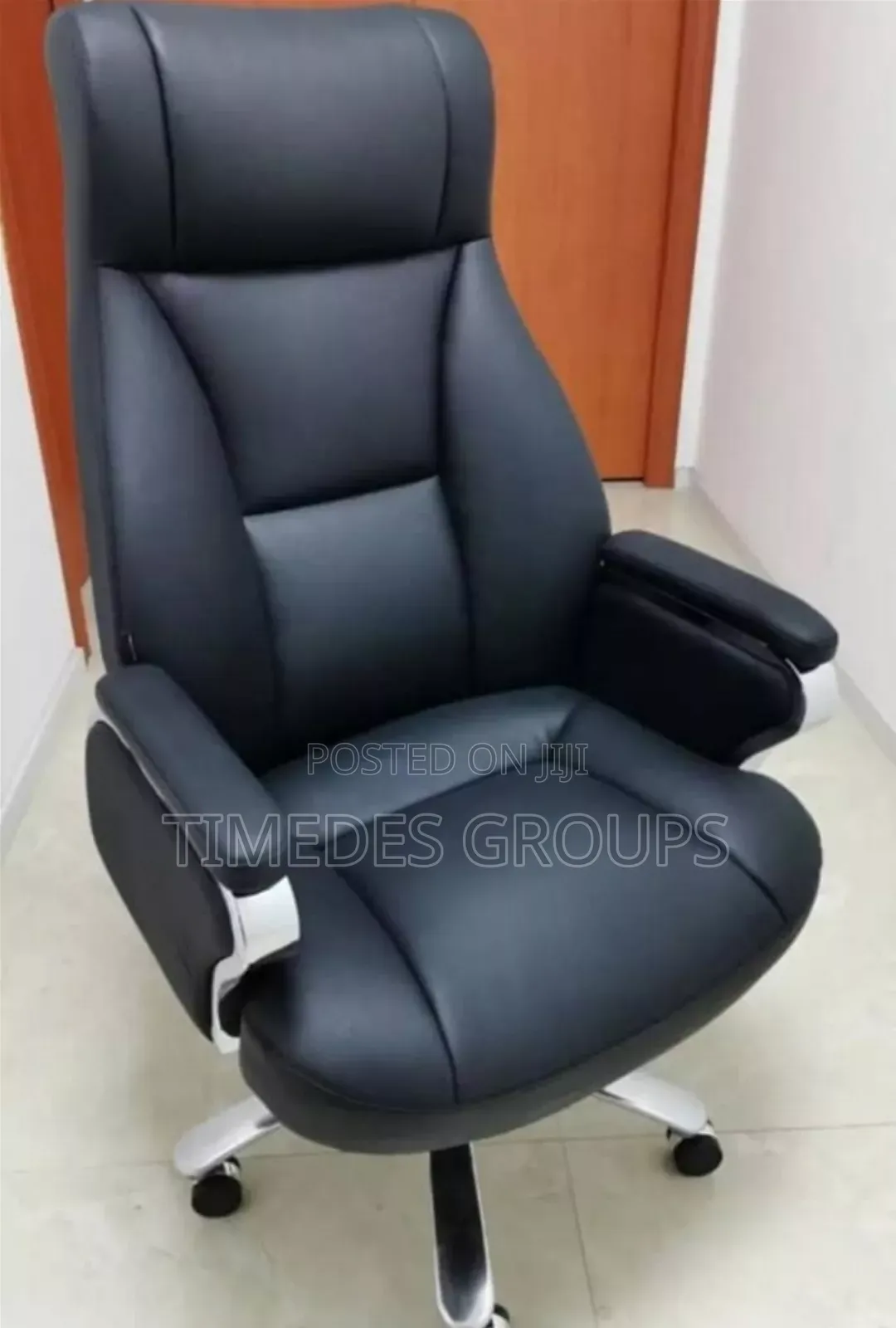 Boss Quality Office Swivel Chair