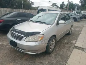 Toyota Corolla 2004 Silver
