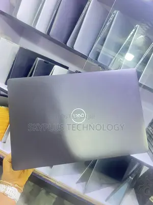 Laptop Dell Precision 3541 16GB Intel Core i9 SSD 512GB
