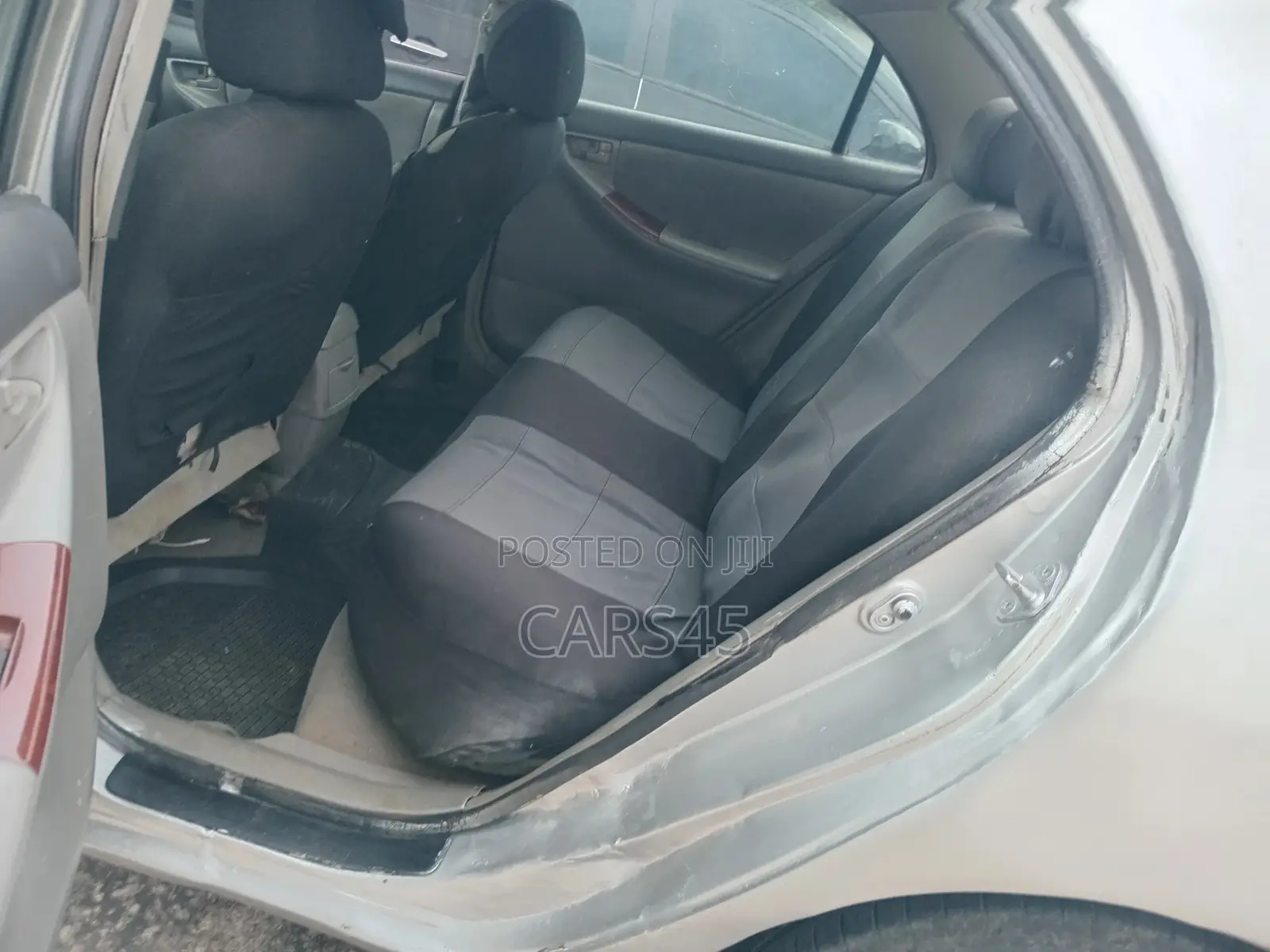 Toyota Corolla 2004 Silver