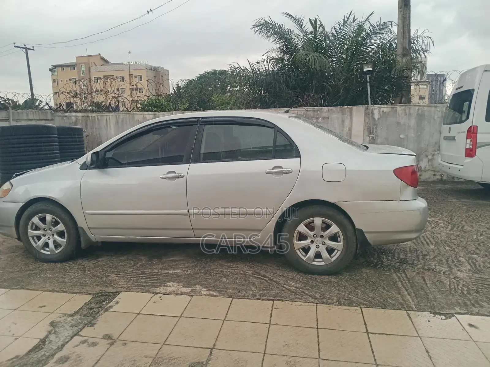 Toyota Corolla 2004 Silver
