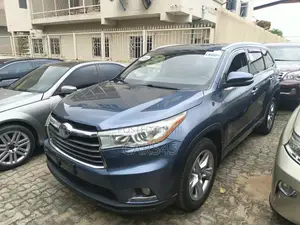 Toyota Highlander 2016 Blue