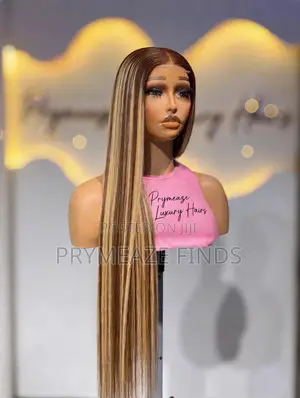 30" Bone Straight HD Wig Honey Blonde