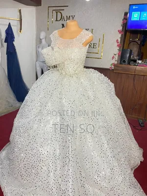 Full Wedding Dress , With Detachable Ball Gown