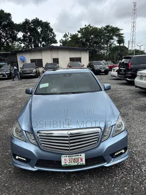 Mercedes-Benz E-Class 2011 Blue