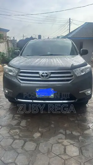 Toyota Highlander 2013
