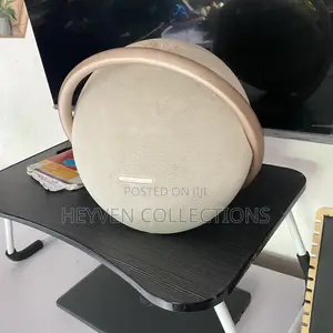 Harman Kardon Onyx Studio 8 Speaker
