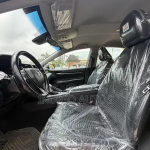 Toyota Camry SE (2.5L 4cyl 8A) 2019 Black