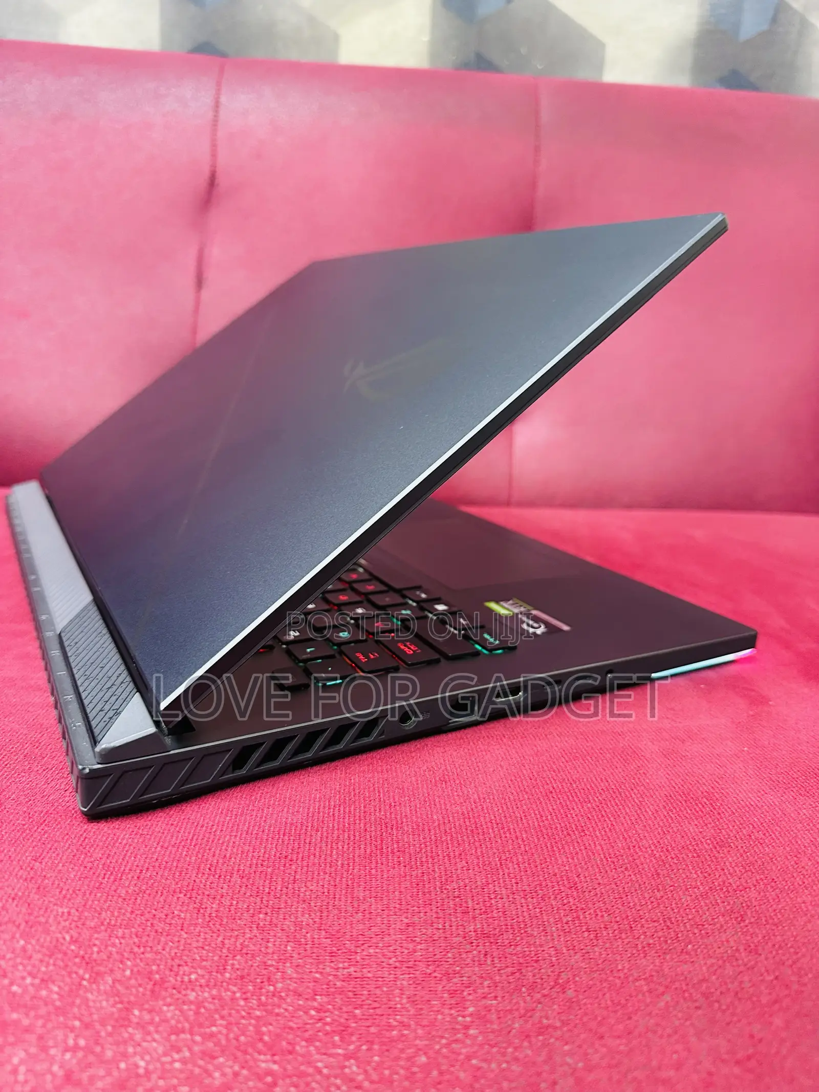 Laptop Asus ROG Strix G18 64GB Intel Core i9 SSD 4T
