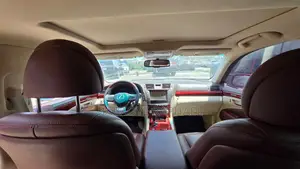 Lexus LS 2011 Red