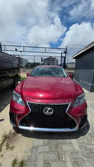 Lexus LS 2011 Red