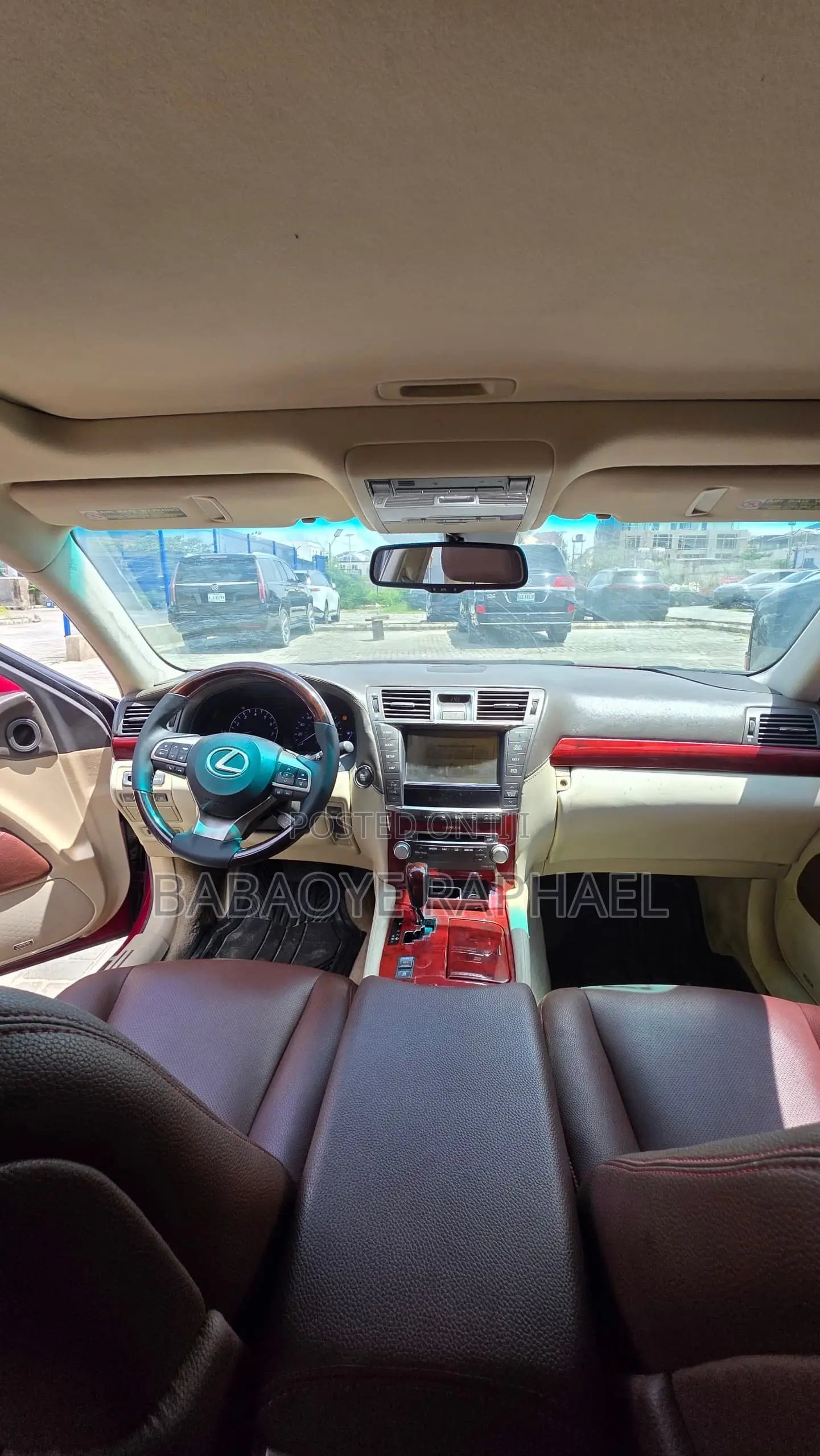 Lexus LS 2011 Red