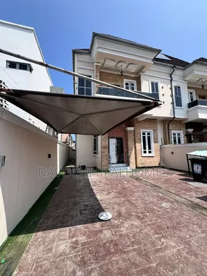 4bdrm Duplex in Agungi for rent
