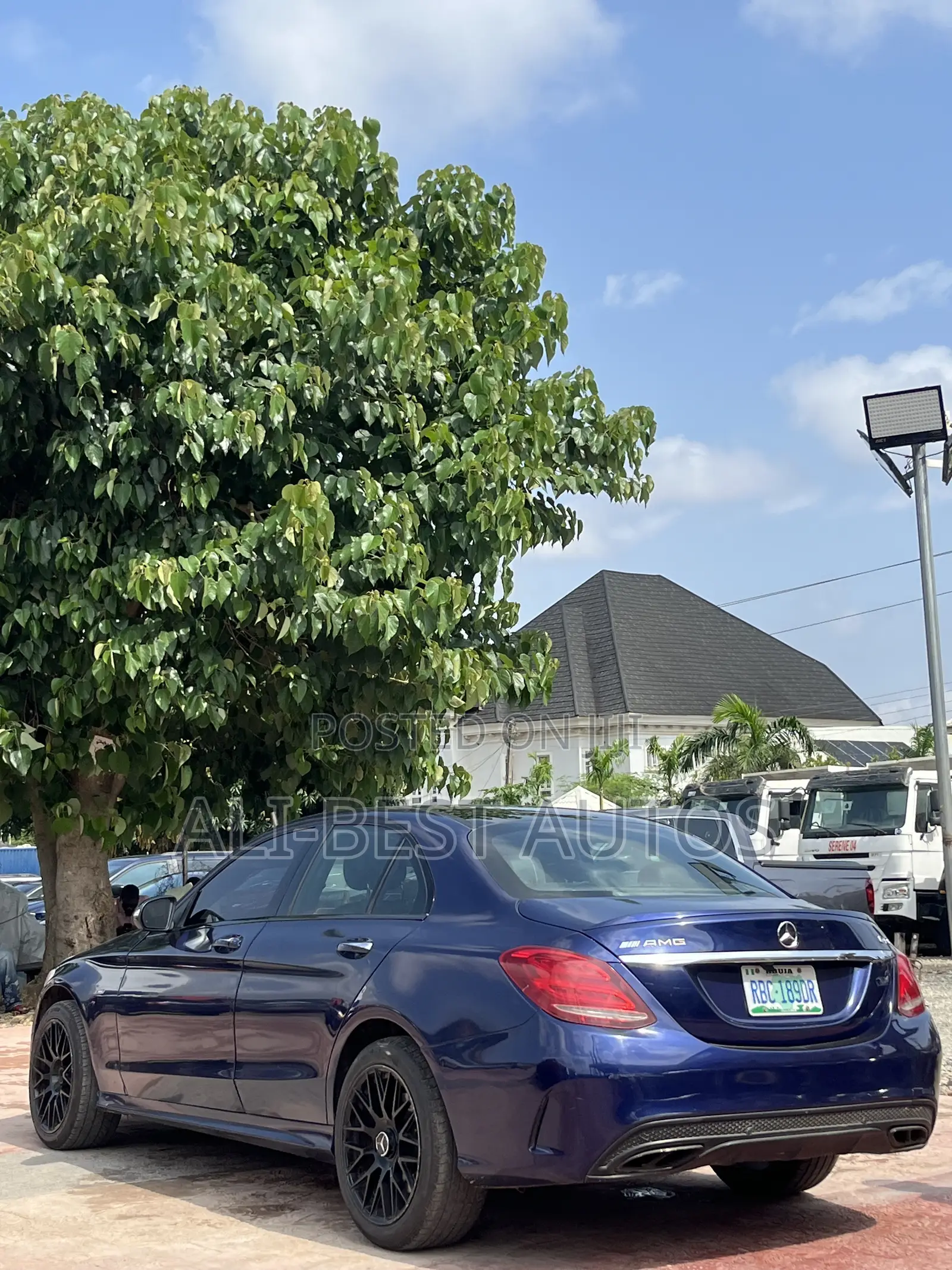 Mercedes-Benz C-Class 2015 Blue