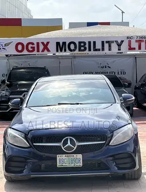 Mercedes-Benz C-Class 2015 Blue