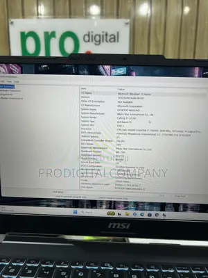Laptop MSI Cyborg 15 16GB Intel Core i7 SSD 1T