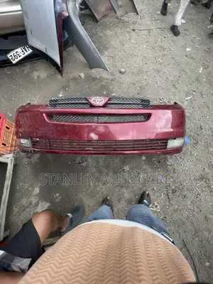 Complete Front Bumper Sienna 2004
