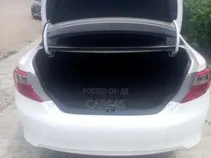 Toyota Camry 2014 White