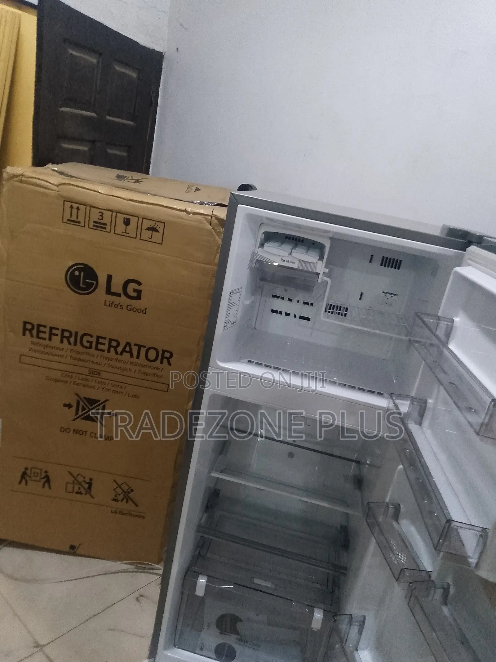 Premium LG GL-C252SLBB 260L Double Door Refrigerator