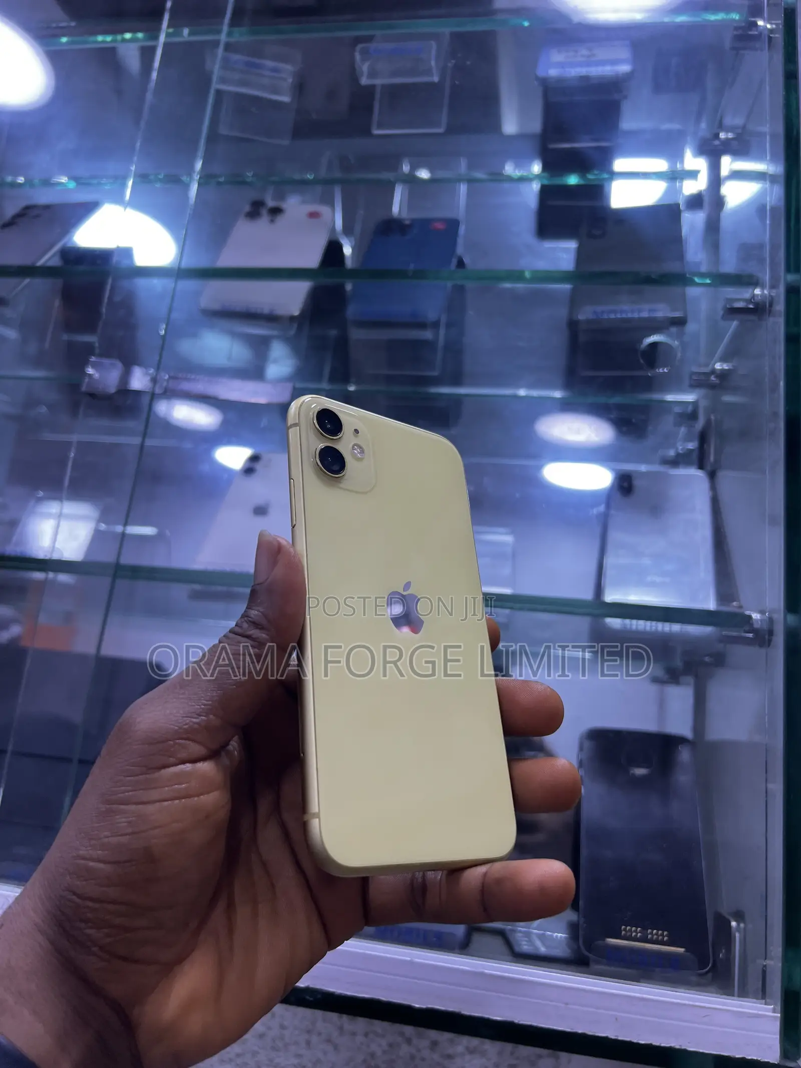 Apple iPhone 11 64 GB Yellow
