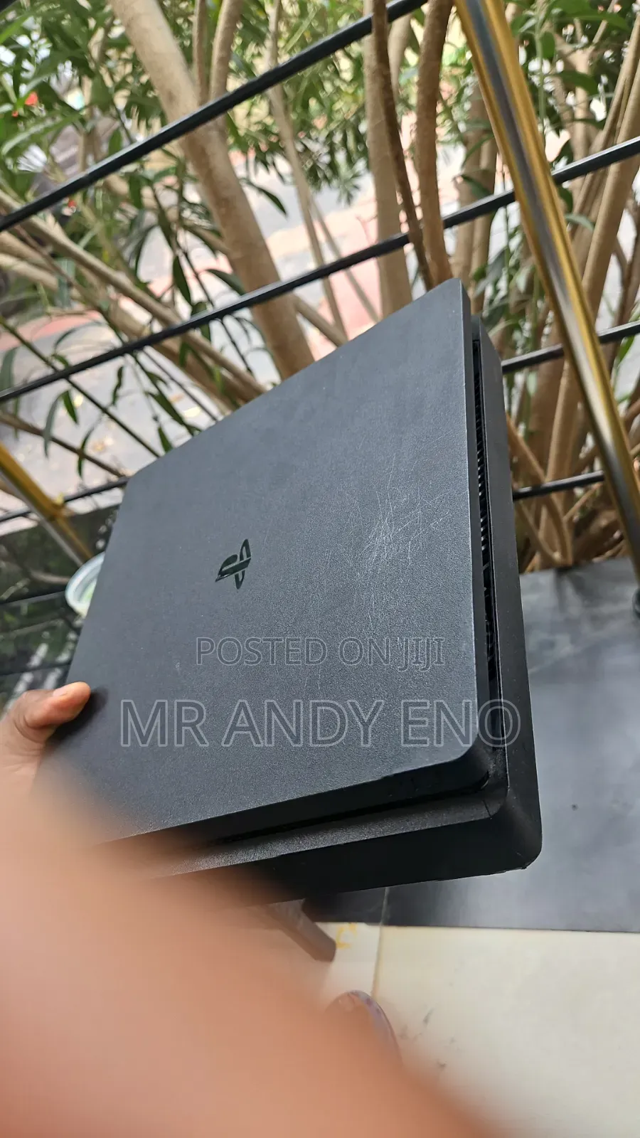 Ps4 With 4 Controller
