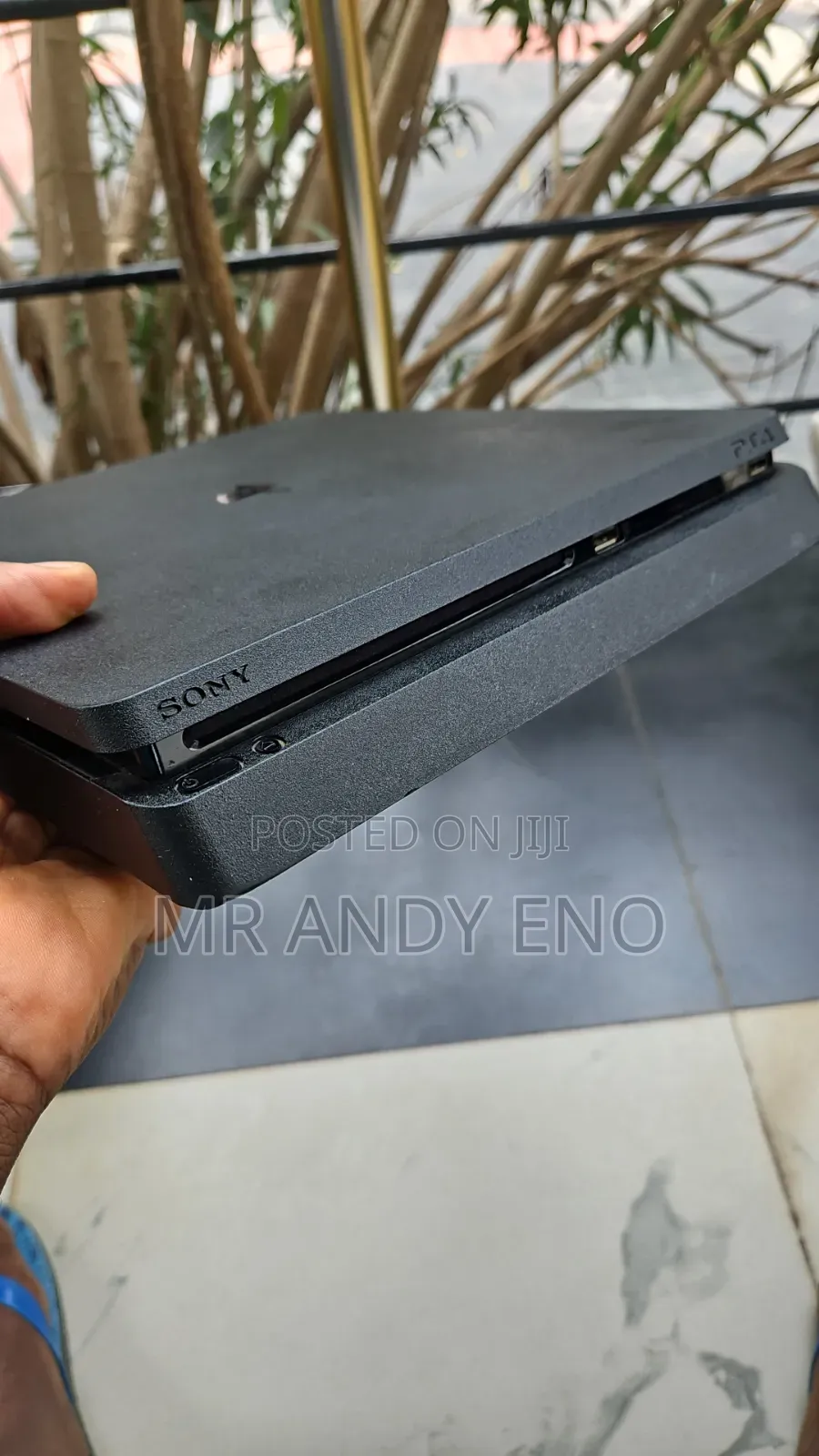 Ps4 With 4 Controller