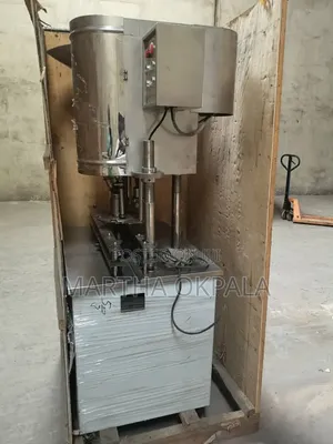Automatic Capping Machine