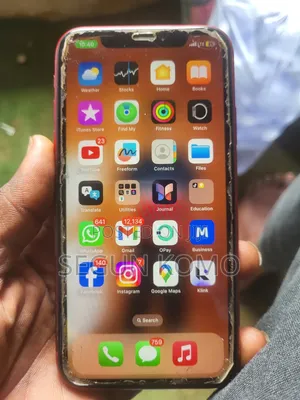 Apple iPhone XR 64 GB Red