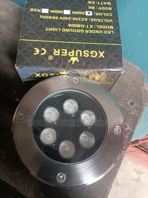 5 Eyes Floor Light