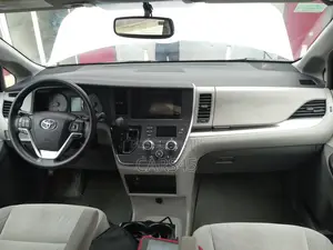 Toyota Sienna 2015 Gray