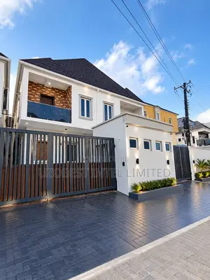 Furnished 4bdrm Duplex in Lekki Phase 2 for sale