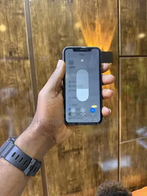Apple iPhone 11 64 GB Black