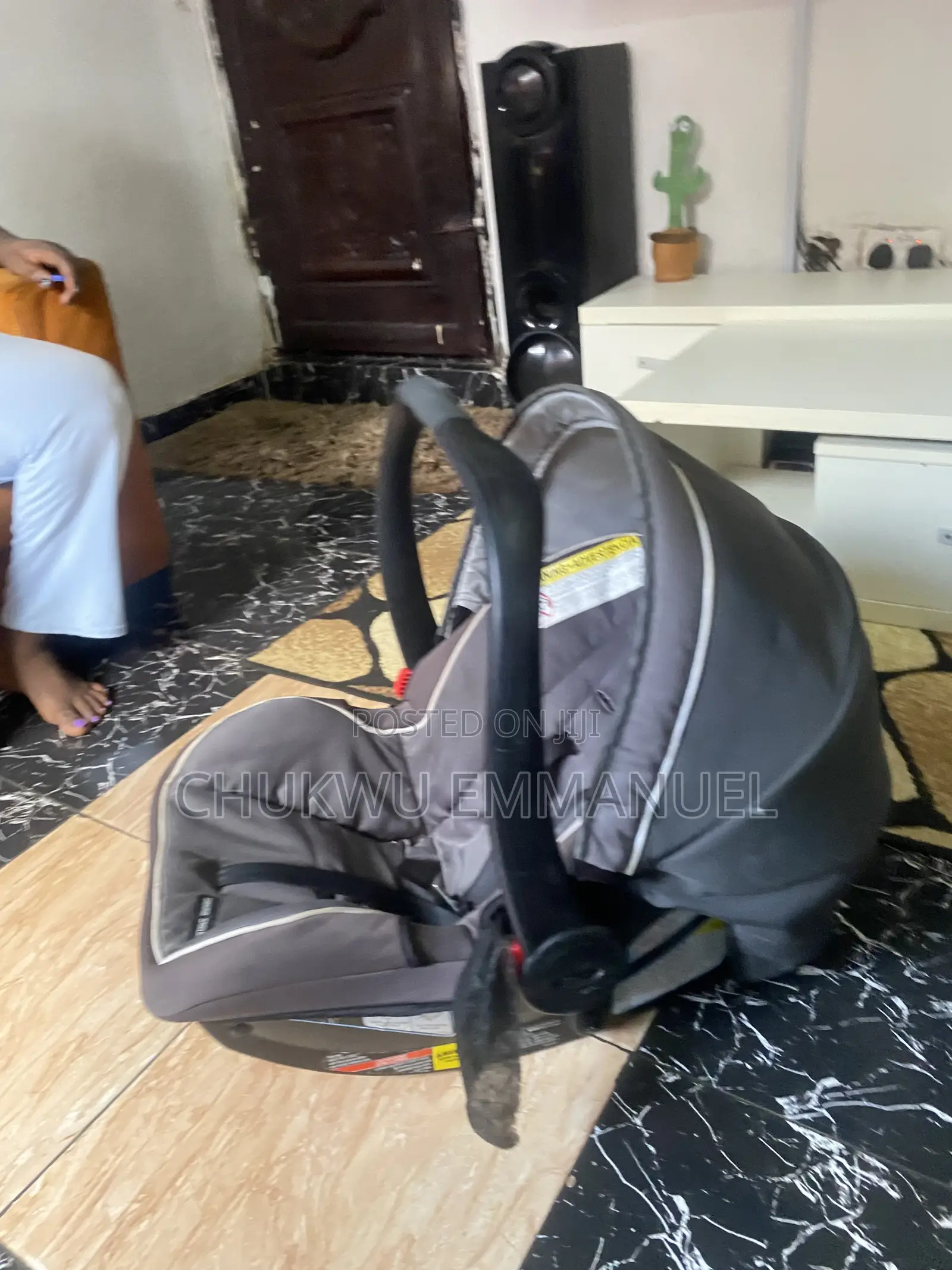 Graco Snuggle Lock