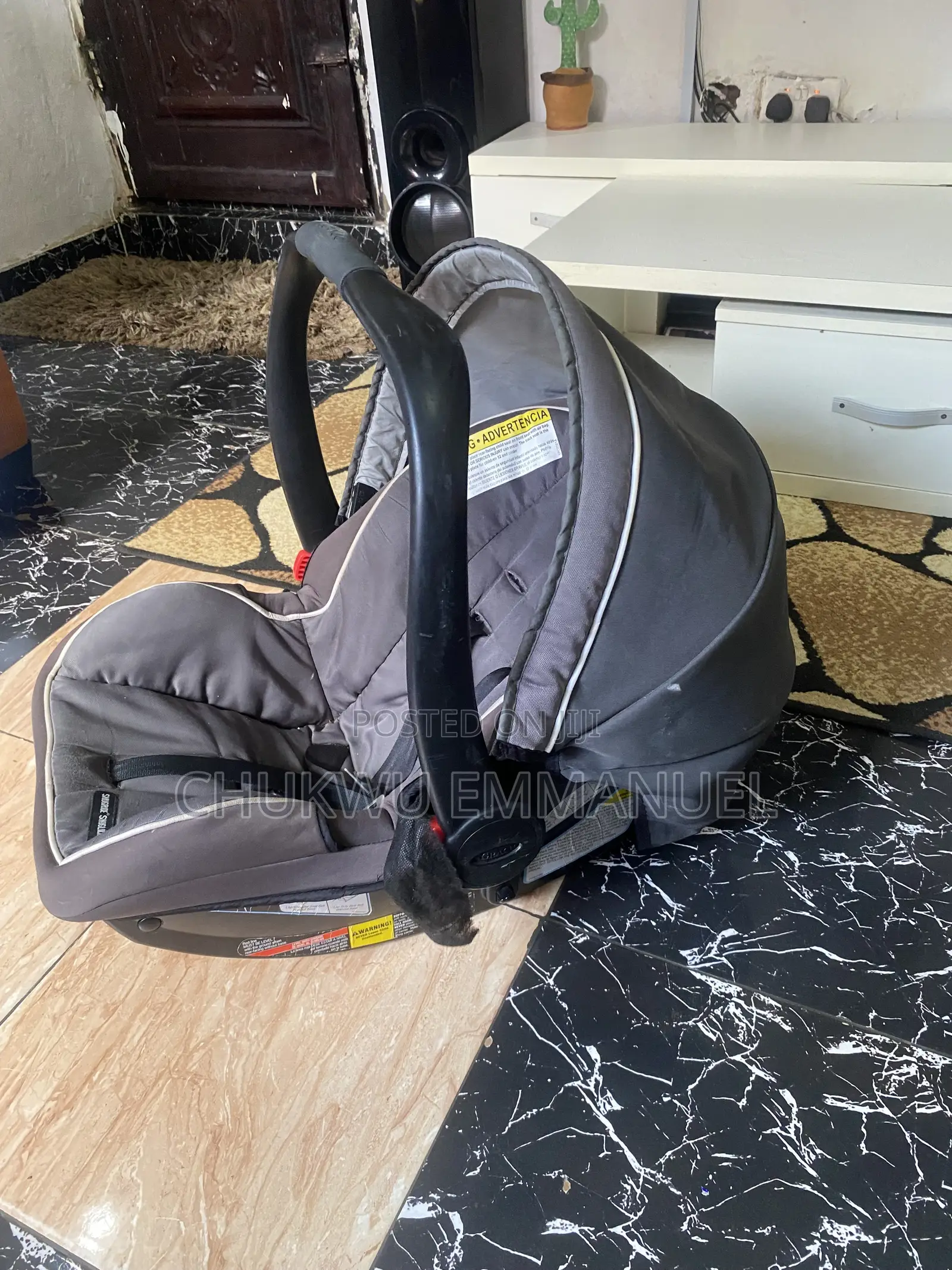 Graco Snuggle Lock