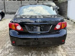 Toyota Corolla LE 4dr Sedan (1.8L 4cyl 4A) 2010 Black
