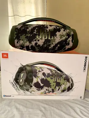Open Box USA JBL Boombox 3