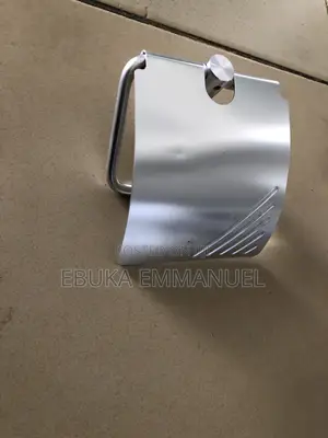 Tissue Holder